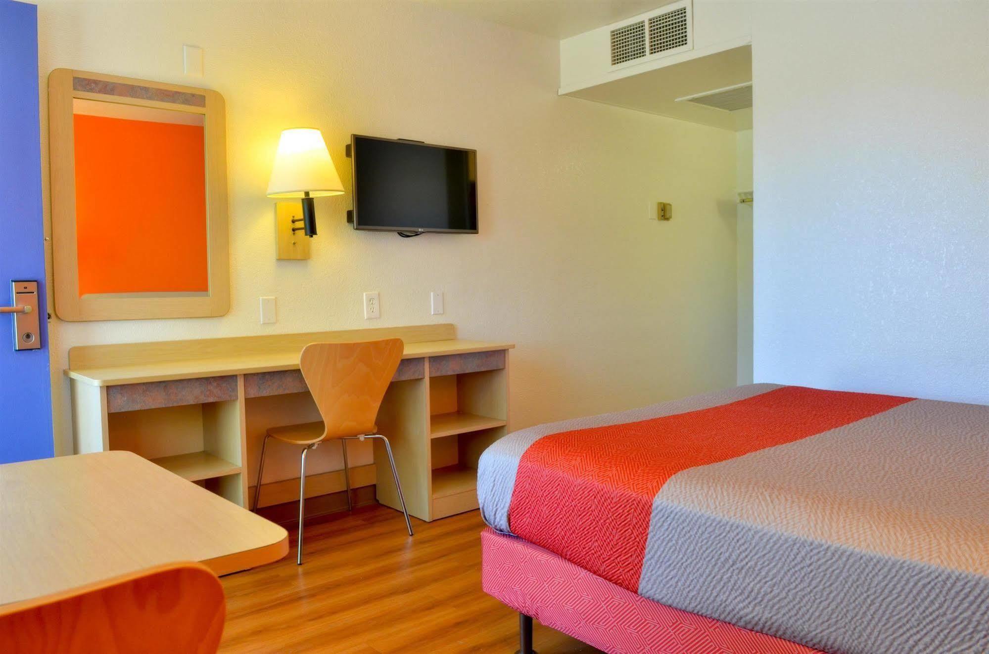 Motel 6-Santa Nella, Ca - Los Banos - Interstate 5 Exteriér fotografie